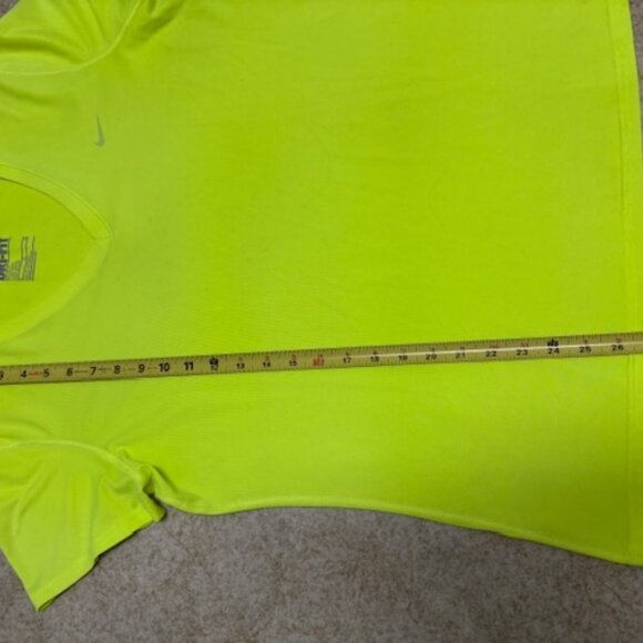 Nike Dri-Fit Woman's XL top - Lime Green - Picture 4 of 5